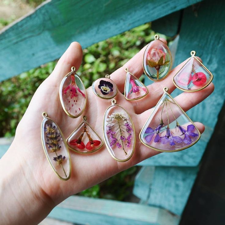 Resin jewelry
