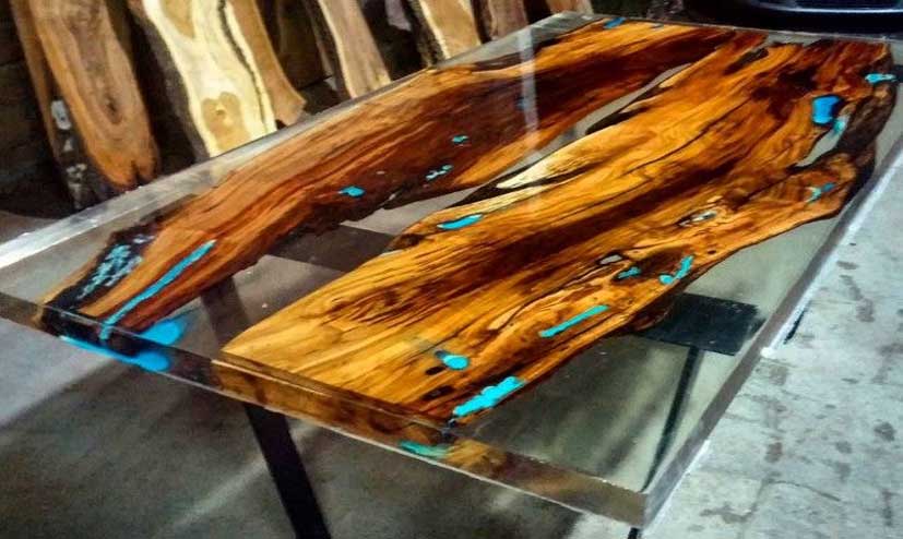 نمونه میزهای کاربردی و زیبای ساخته شده از چوب و رزین اپوکسی